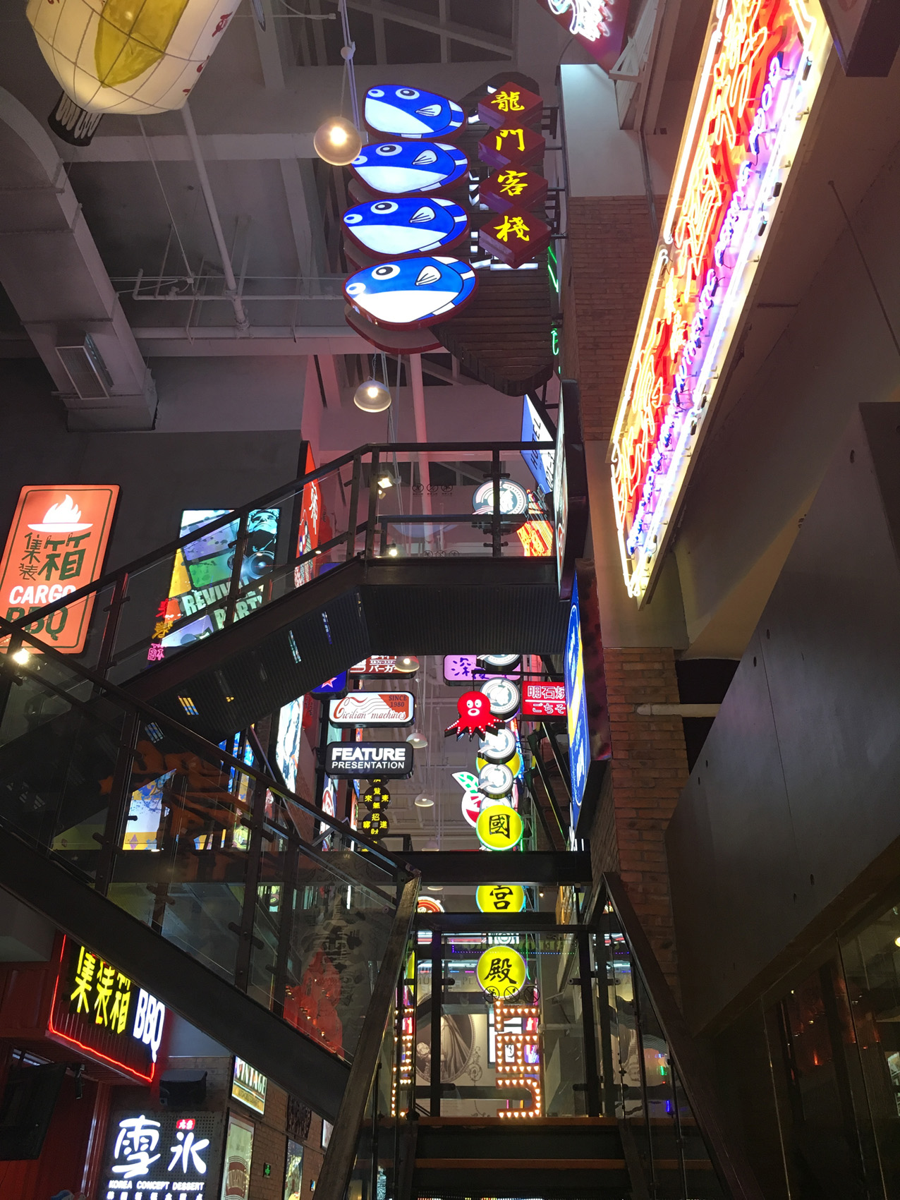 大悅城室內(nèi)廣告